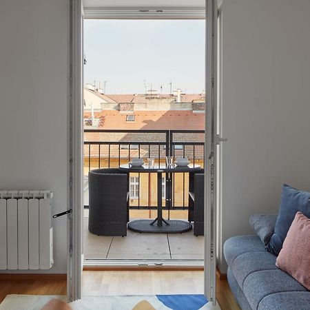 Bright Apartment In New Town By Prague Days Eksteriør bilde